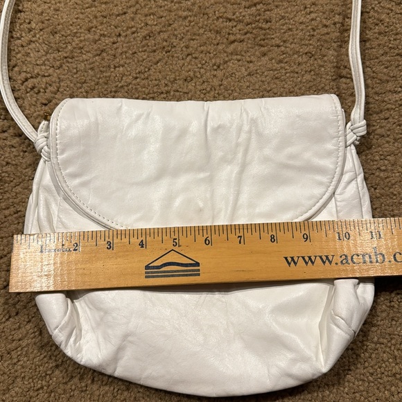 White leather hand bag with shoulder strap - Picture 8 of 9